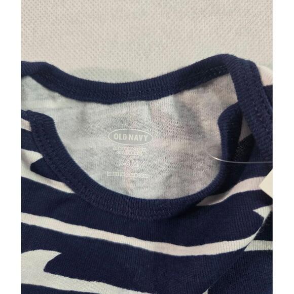 Old Navy Navy Blue Shark Fin Pattern Sleeveless‎ Bodysuit Size 12-18 Months - Picture 2 of 6